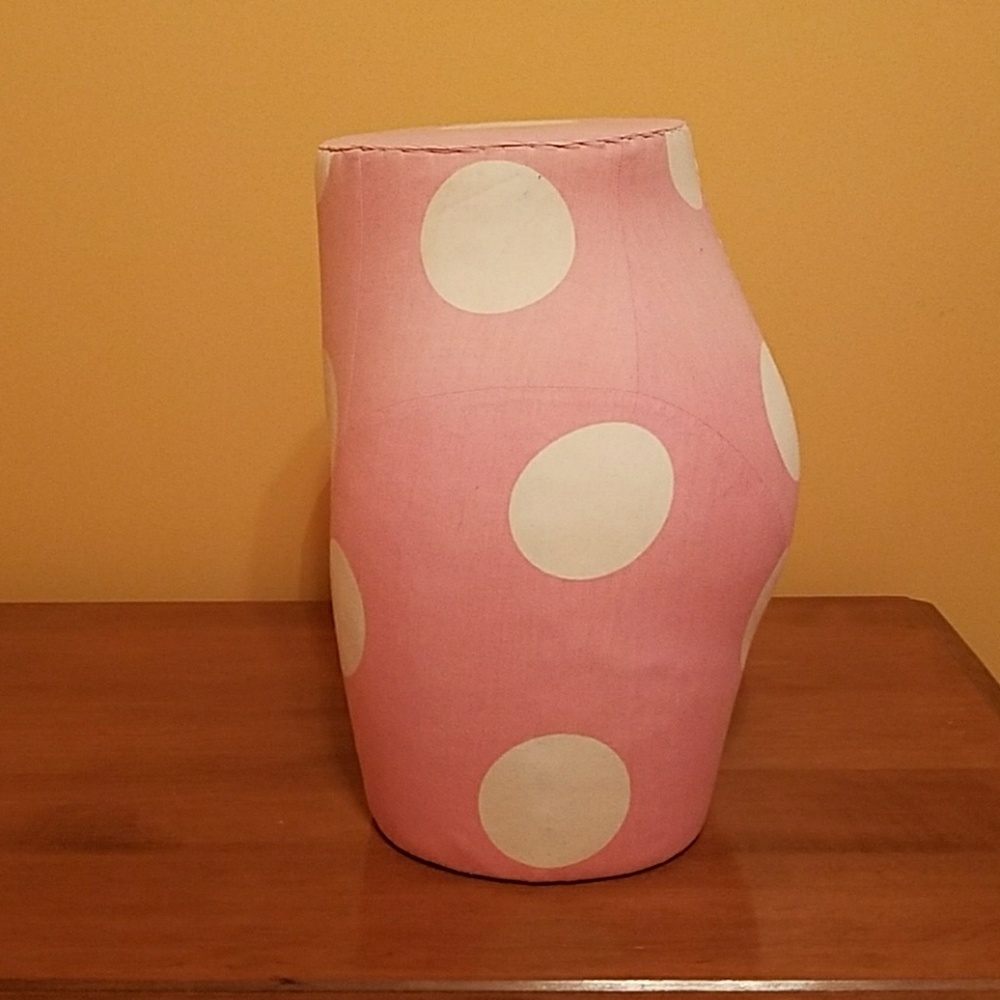 PINK (VS) Store mannequin - Picture 3 of 4